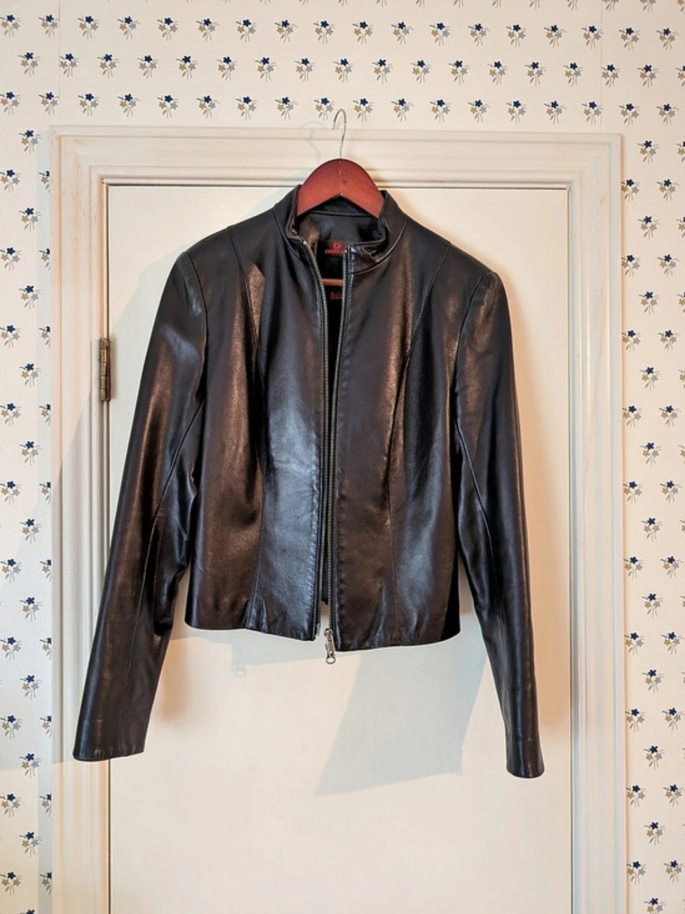 Danier Leather Moto Jacket in Black Size XS Like New